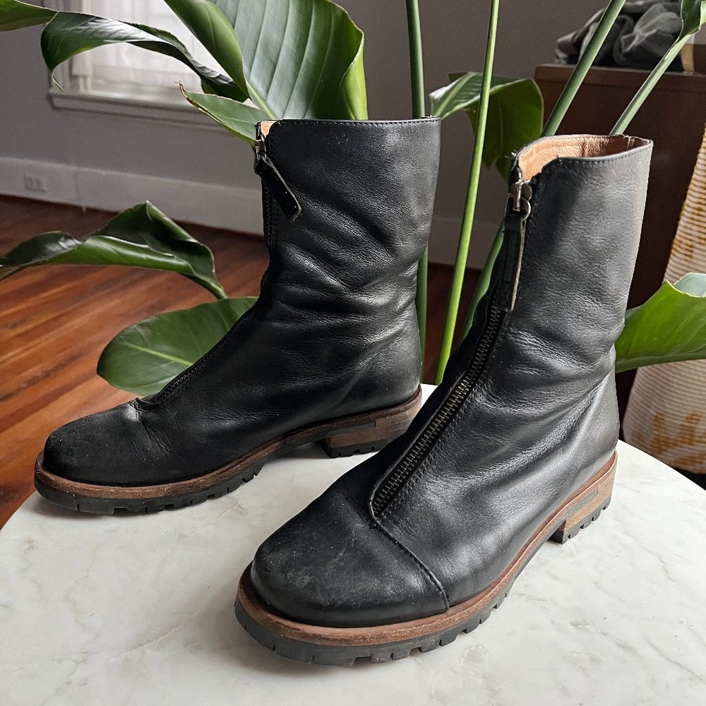 Black leather combat boots size women's 7